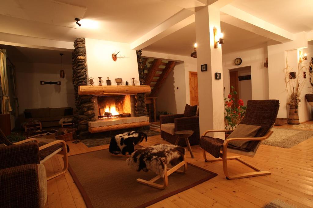 Casa Mosului - Transfagarasan Bed & Breakfast Cartisoara Luaran gambar